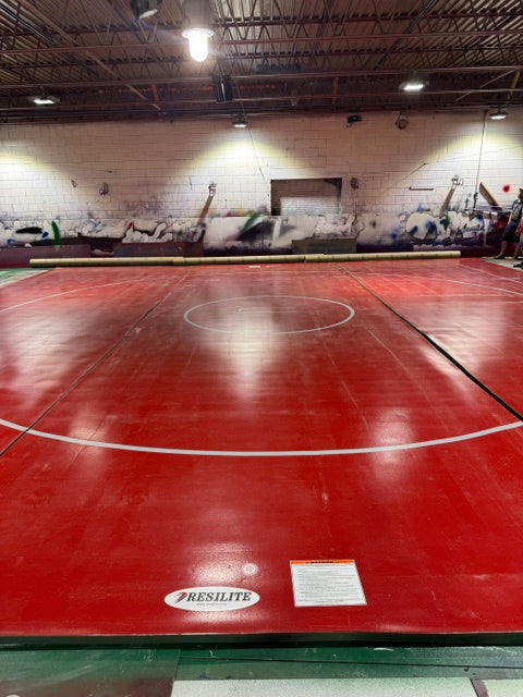 Classic 1.25" Thick 35'5" X 37'3" Red and Kelly Green 3 Sections