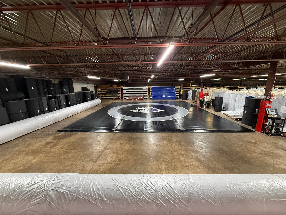 Classic 1.25" Thick 41'5" X 39' Black 3 Sections 1 Sided