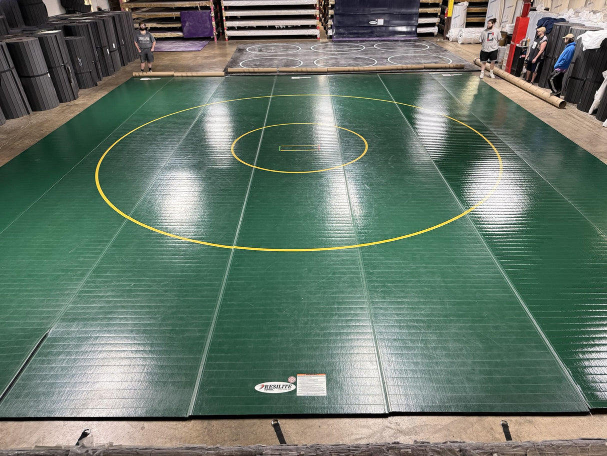 Flex 3 Wrestling Mat 40' x 45' Kelly Green - 7 Sections