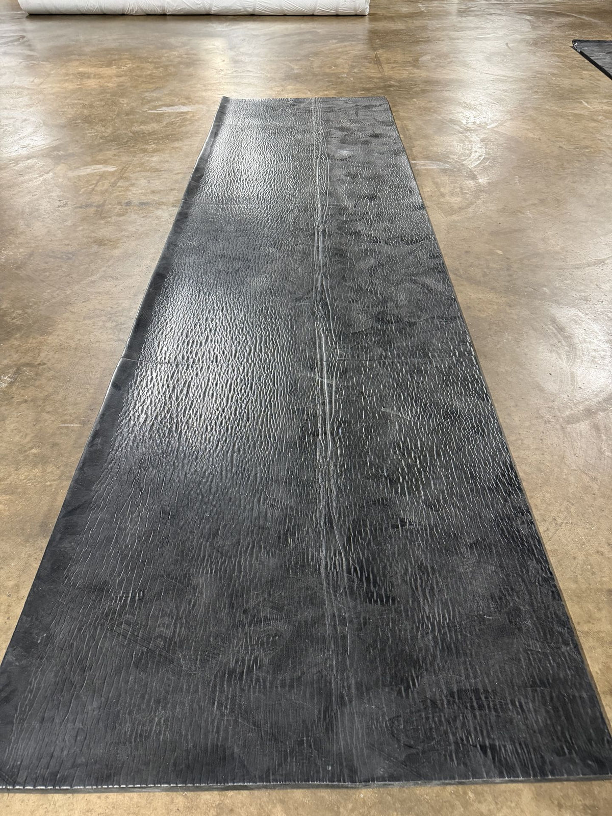 Classic 1" Thick 4'6" X 17' 6" Black