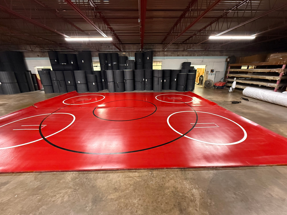 Classic 1.25" Thick 31' X 24' Red 2 Sections