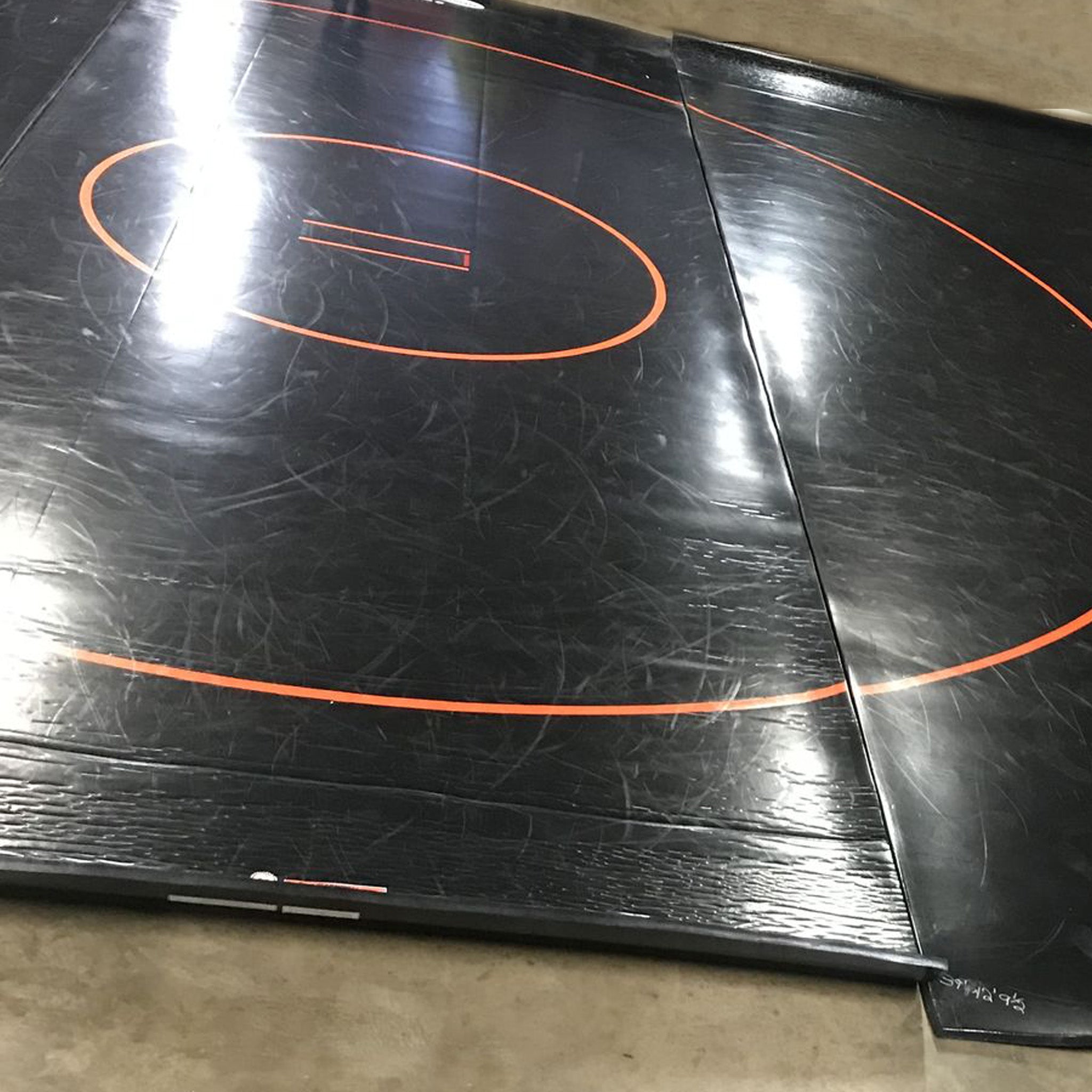 38' 6" x 39' 4" Classic Mat - STCK-038525