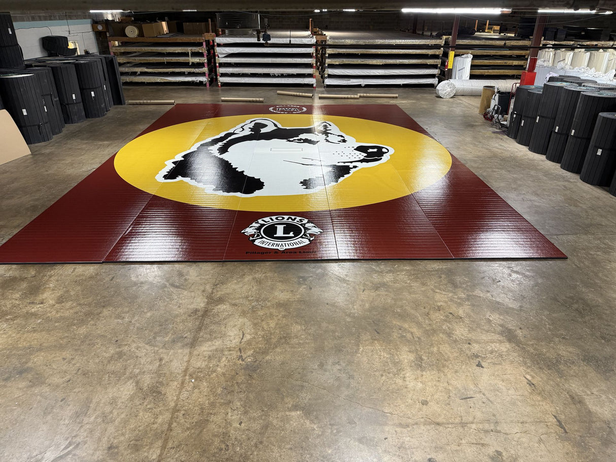 Flex 3 Wrestling Mat 30' x 42' Maroon and Gold - 5 Sections